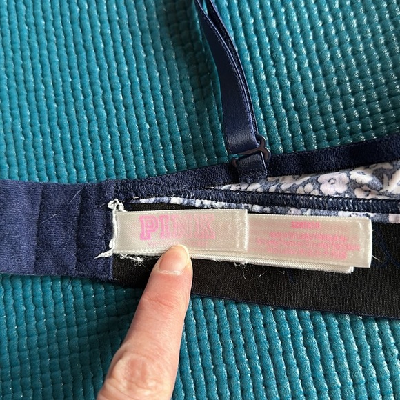 Victoria’s Secret Pink Wear Everywhere T-Shirt Lightly Lined Bra Blue Floral 32B - Picture 9 of 10